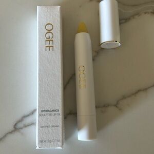OGEE Sculpted Lip Oil in Clear